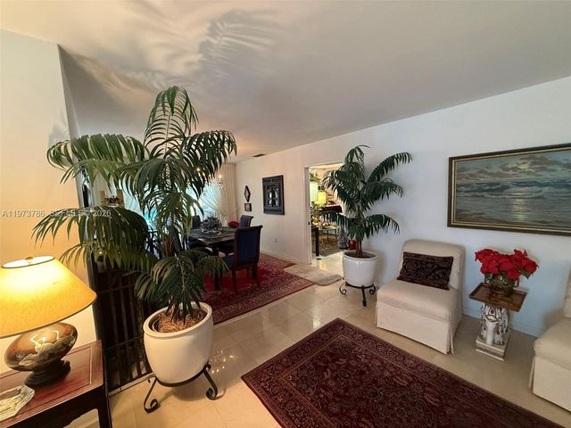 7010 SW 148th Ter, Palmetto Bay, FL 33158