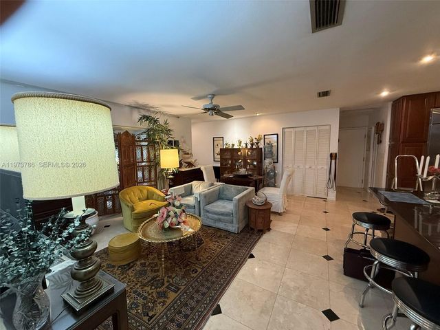 7010 SW 148th Ter, Palmetto Bay, FL 33158