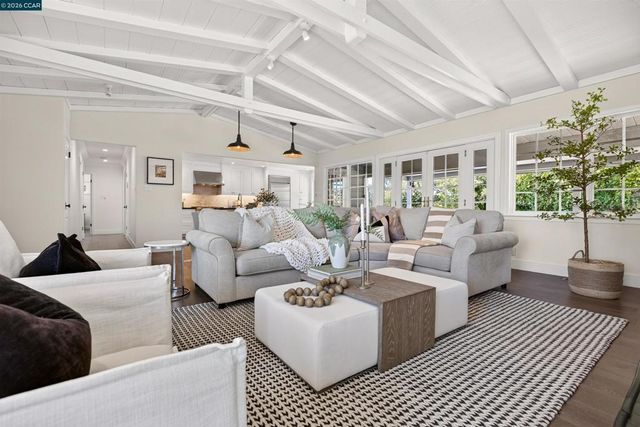 3250 Judith Lane, Lafayette, CA 94549