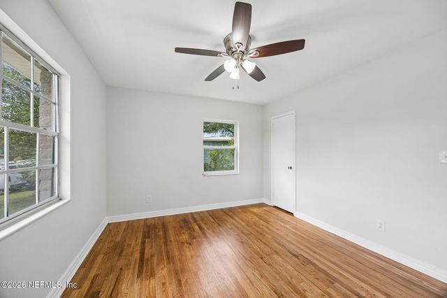 2436 ORMSBY Circle E, Jacksonville, FL 32210