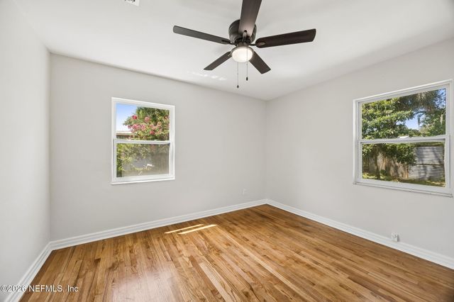 2436 ORMSBY Circle E, Jacksonville, FL 32210
