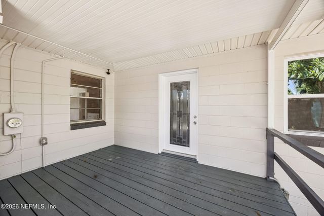 2436 ORMSBY Circle E, Jacksonville, FL 32210