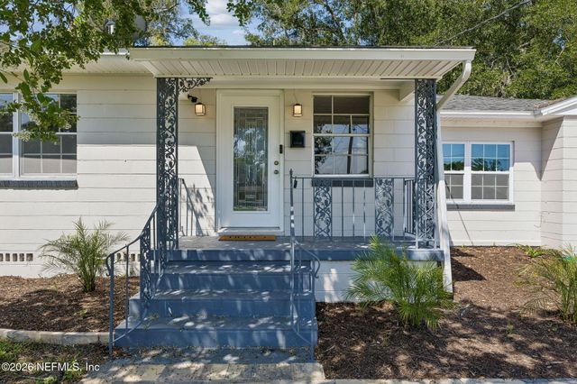 2436 ORMSBY Circle E, Jacksonville, FL 32210