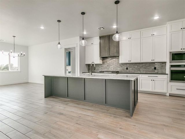 4501 Raymond Lane, Guthrie, OK 73044