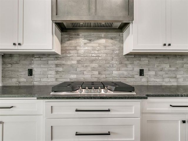 4501 Raymond Lane, Guthrie, OK 73044