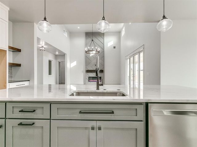 4501 Raymond Lane, Guthrie, OK 73044