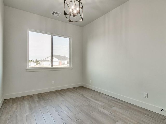 4501 Raymond Lane, Guthrie, OK 73044