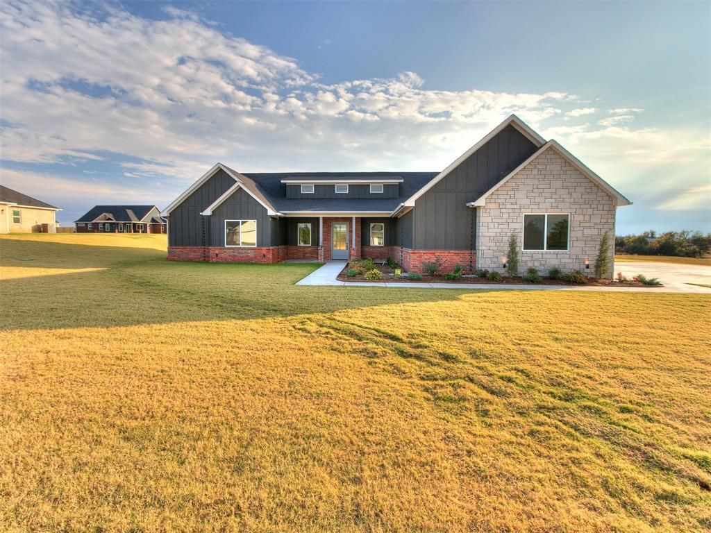 4501 Raymond Lane, Guthrie, OK 73044