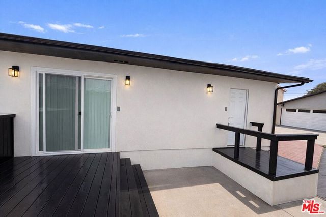 16421 Halldale Avenue, Gardena, CA 90247