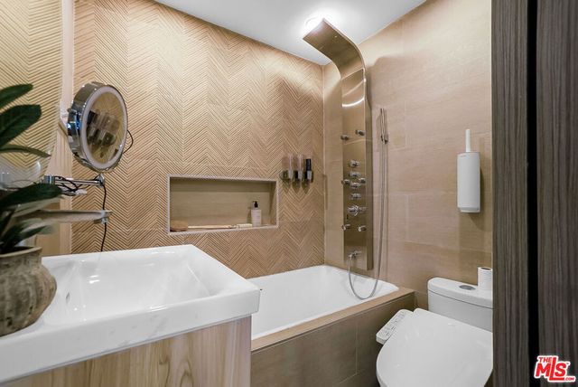 16421 Halldale Avenue, Gardena, CA 90247