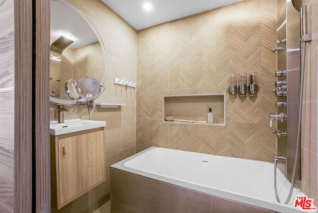 16421 Halldale Avenue, Gardena, CA 90247