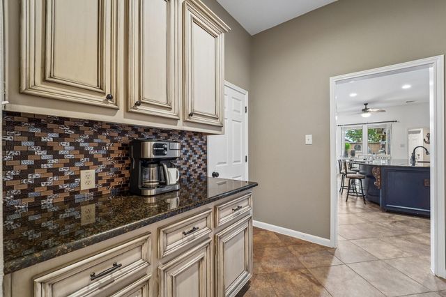 2917 Auburn Creek Lane, League City, TX 77573