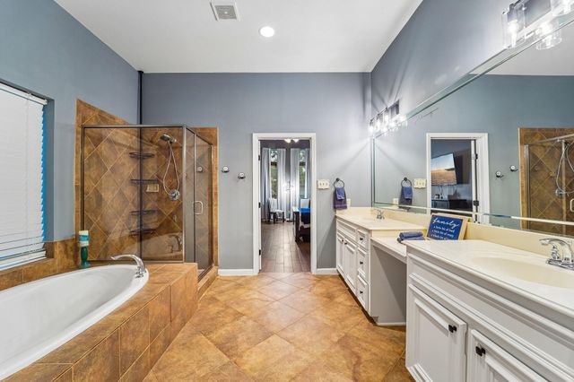 2917 Auburn Creek Lane, League City, TX 77573