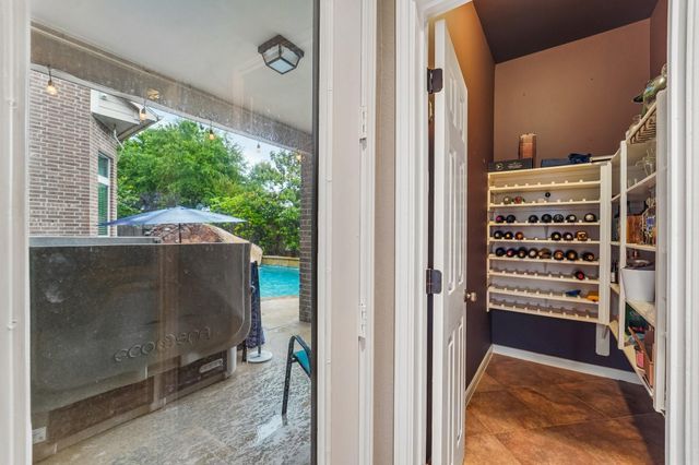 2917 Auburn Creek Lane, League City, TX 77573
