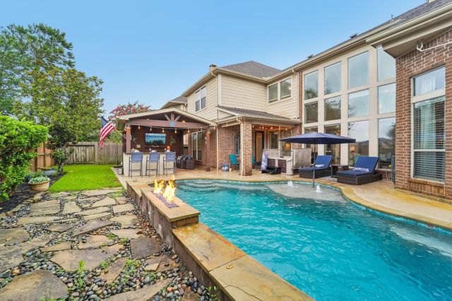 2917 Auburn Creek Lane, League City, TX 77573