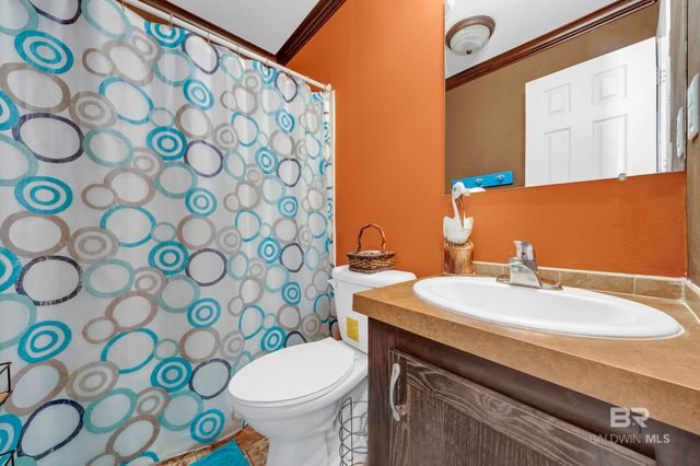 16707 Ft Morgan Road 8, Gulf Shores, AL 36542