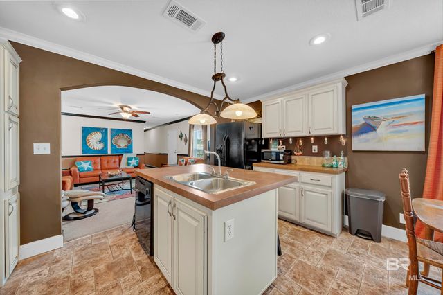 16707 Ft Morgan Road 8, Gulf Shores, AL 36542