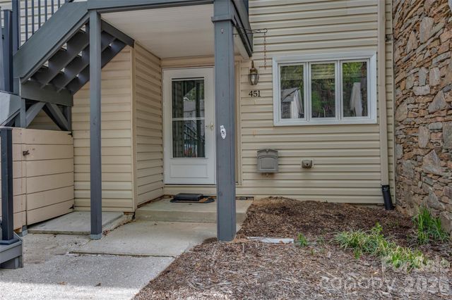 451 Britton Creek Drive, Hendersonville, NC 28791