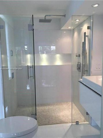 200 SE 15th Rd 3F, Miami, FL 33129