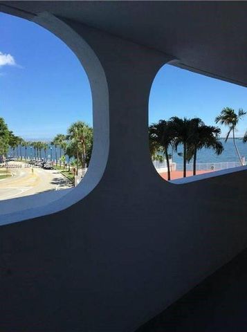 200 SE 15th Rd 3F, Miami, FL 33129