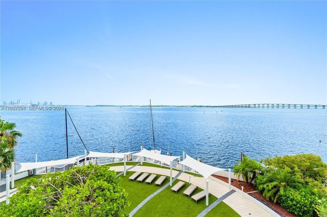 200 SE 15th Rd 3F, Miami, FL 33129