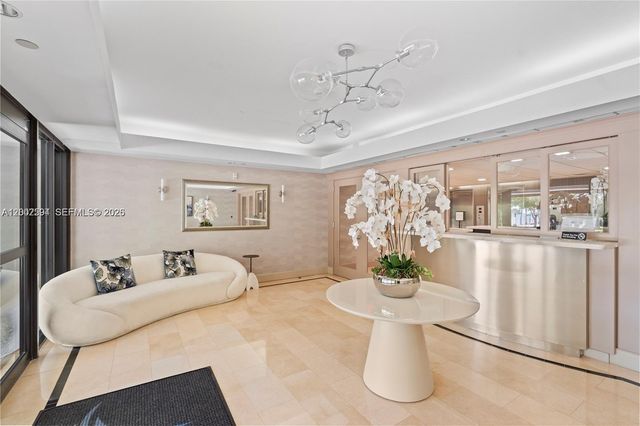 200 SE 15th Rd 3F, Miami, FL 33129