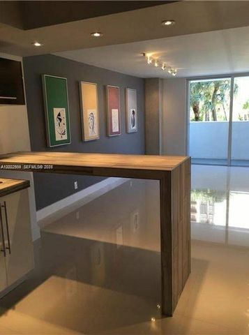 200 SE 15th Rd 3F, Miami, FL 33129