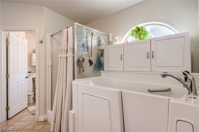 5832 Pirate Ship Drive, North Las Vegas, NV 89031
