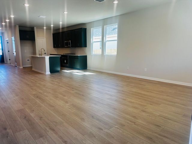 153 Jans WAY, Hutto, TX 78626