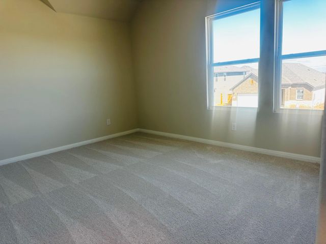 153 Jans WAY, Hutto, TX 78626