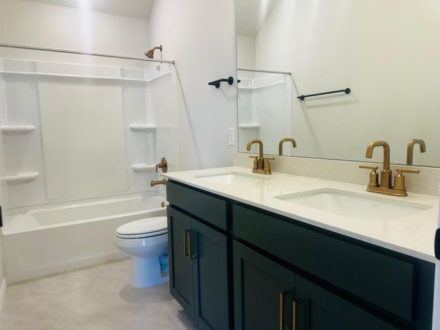 153 Jans WAY, Hutto, TX 78626