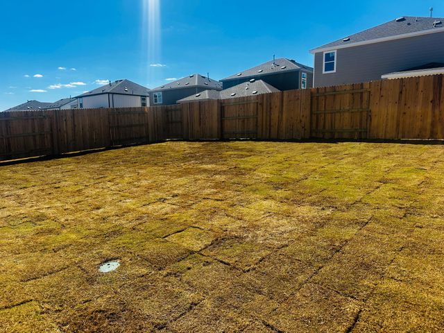 153 Jans WAY, Hutto, TX 78626