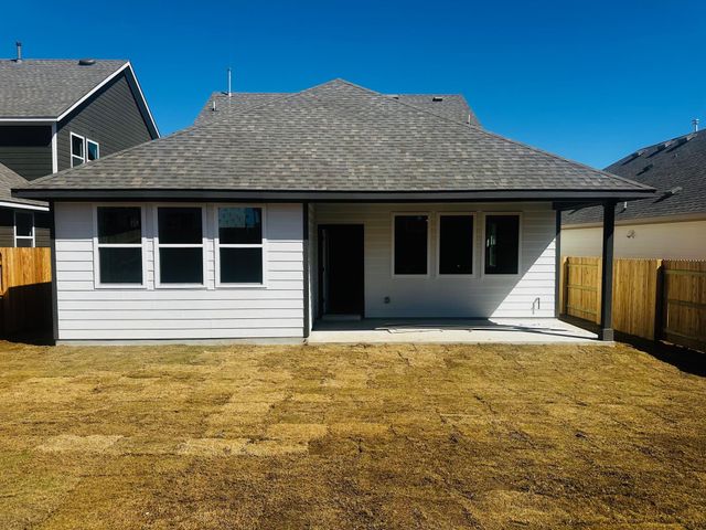 153 Jans WAY, Hutto, TX 78626