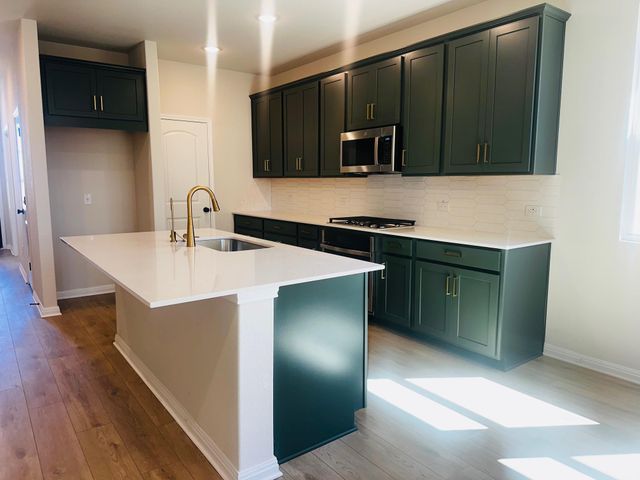 153 Jans WAY, Hutto, TX 78626