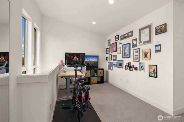 2605 NW 64th Street, Seattle, WA 98107