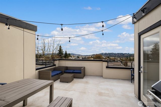 2605 NW 64th Street, Seattle, WA 98107