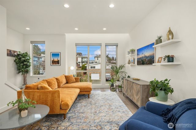 2605 NW 64th Street, Seattle, WA 98107