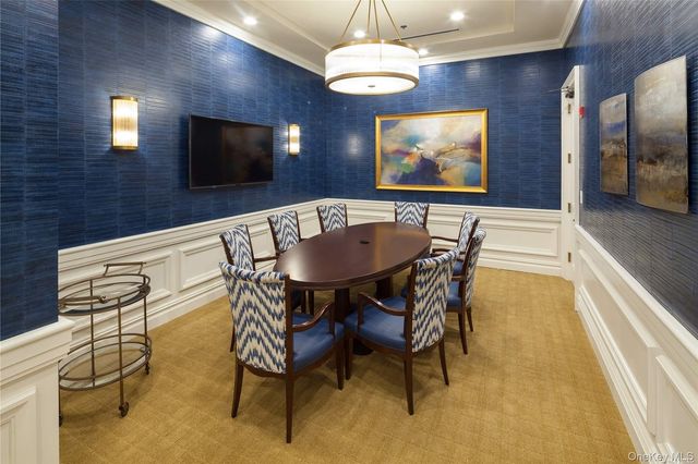 5000 Royal Court 5307, North Hills, NY 11040