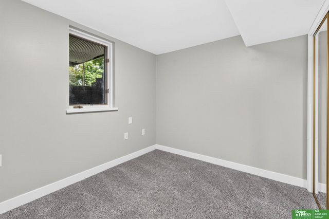 112 Wesgaye Street, Gretna, NE 68028