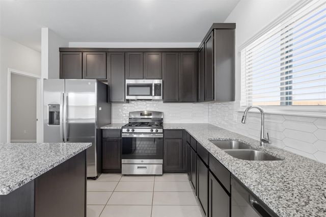 200 Driftwood LN, Bastrop, TX 78602
