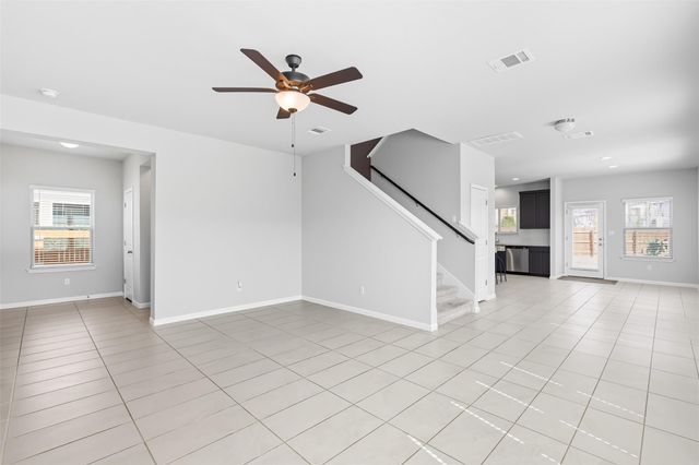 200 Driftwood LN, Bastrop, TX 78602