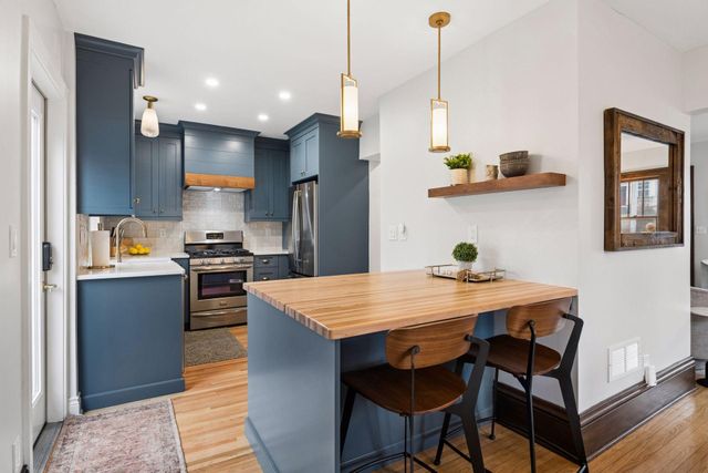 4034 Abbott Avenue S, Minneapolis, MN 55410