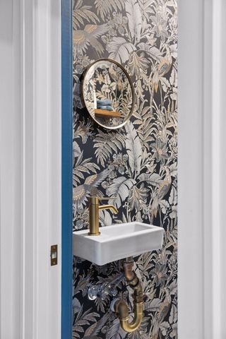 4034 Abbott Avenue S, Minneapolis, MN 55410