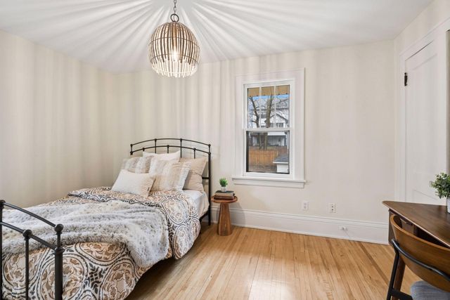 4034 Abbott Avenue S, Minneapolis, MN 55410