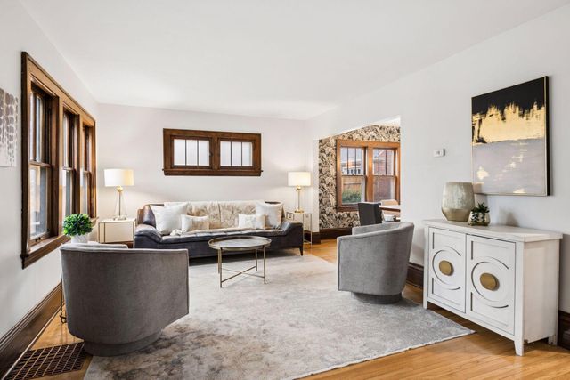 4034 Abbott Avenue S, Minneapolis, MN 55410