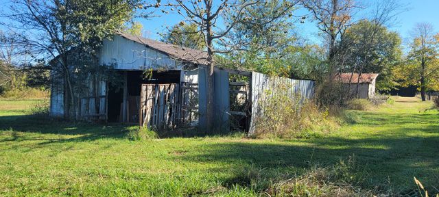 2882 Gold Rd, Lewisburg, TN 37091