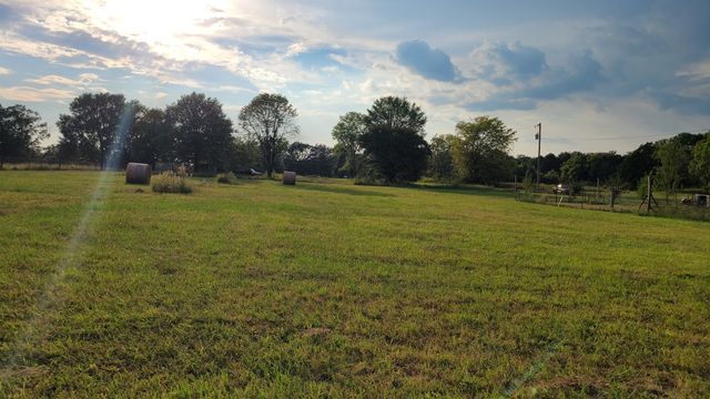 2882 Gold Rd, Lewisburg, TN 37091