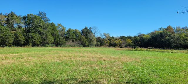 2882 Gold Rd, Lewisburg, TN 37091