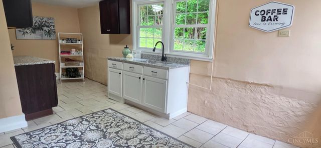 2824 Sterrett Avenue, Cincinnati, OH 45204