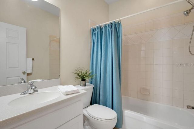 684 GRASSLANDS VILLAGE CIRCLE, Lakeland, FL 33803